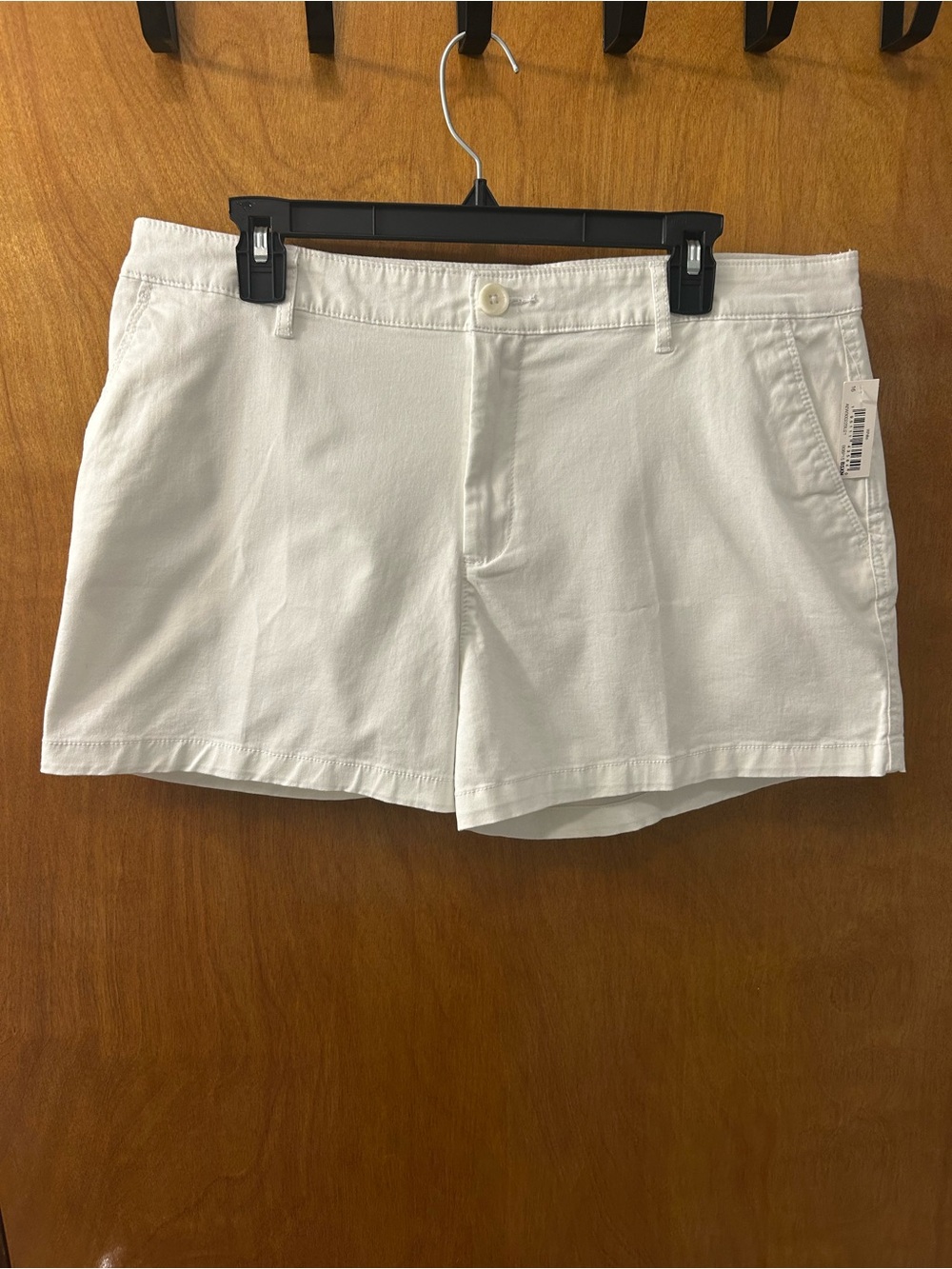 Amazon Essentials White Women's Bermuda Shorts